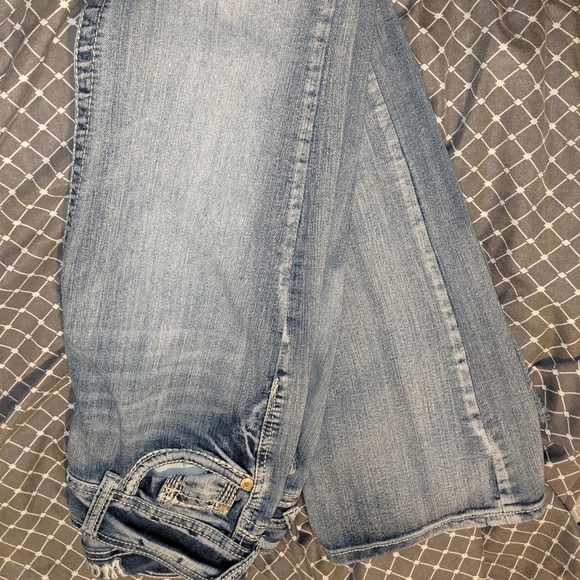 Jeans - Picture 3 of 4